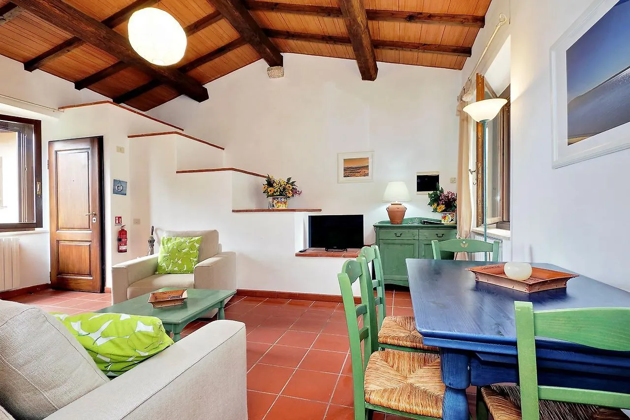 Agriturismo Pimpinnacolo Porto Ercole  Alloggio per agriturismo Porto Ercole (Grosseto)
